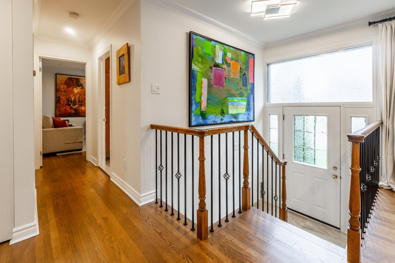 Hall d'entrée/Vestibule - 43 Av. Bayview, Pointe-Claire, QC - Indoor Photo Showing Other Room