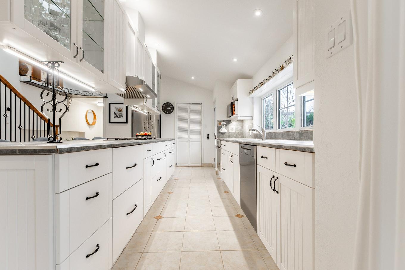 Cuisine - 43 Av. Bayview, Pointe-Claire, QC - Indoor Photo Showing Kitchen