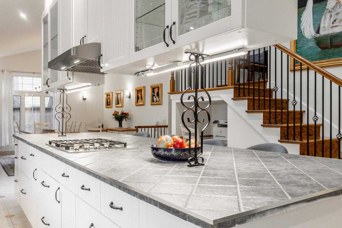 Cuisine - 43 Av. Bayview, Pointe-Claire, QC - Indoor