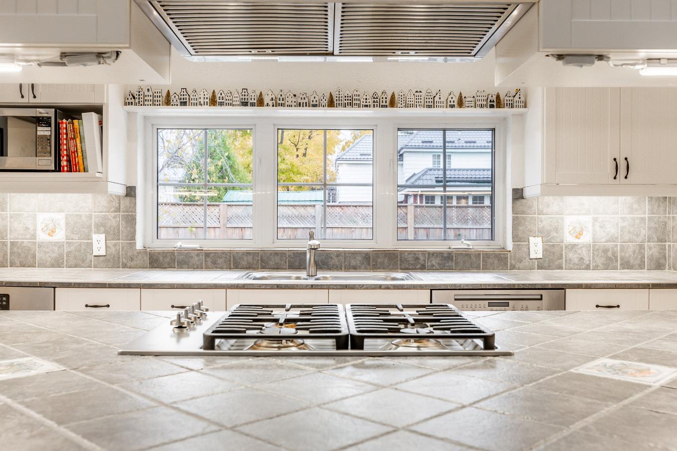 Cuisine - 43 Av. Bayview, Pointe-Claire, QC - Indoor Photo Showing Kitchen