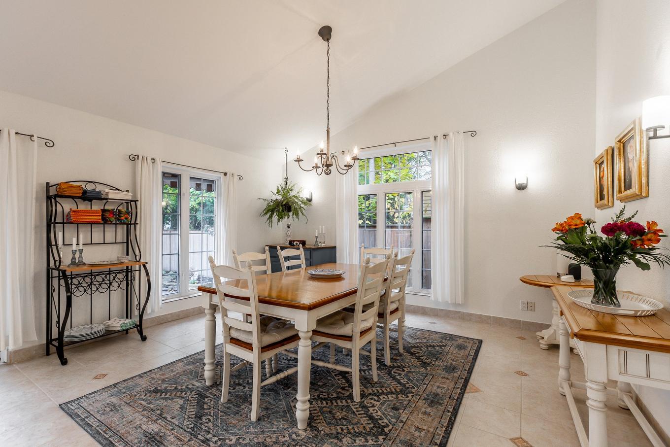 Salle à manger - 43 Av. Bayview, Pointe-Claire, QC - Indoor Photo Showing Dining Room