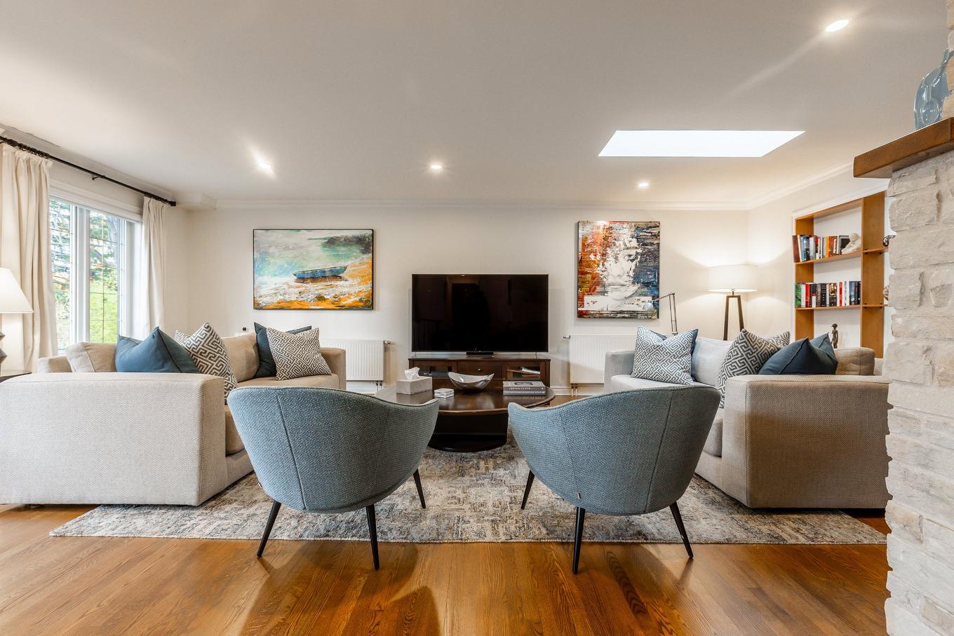 Salon - 43 Av. Bayview, Pointe-Claire, QC - Indoor Photo Showing Living Room