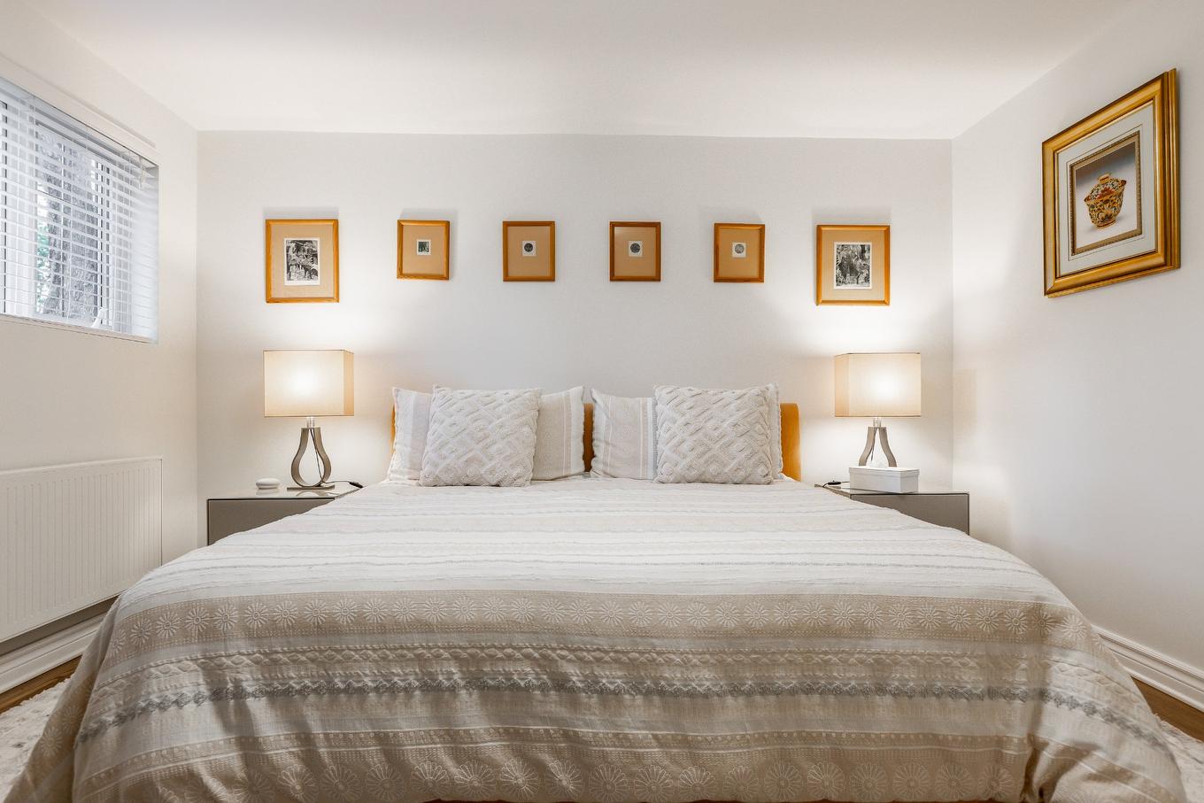 Chambre à coucher - 43 Av. Bayview, Pointe-Claire, QC - Indoor Photo Showing Bedroom