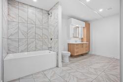 Ensuite bathroom -