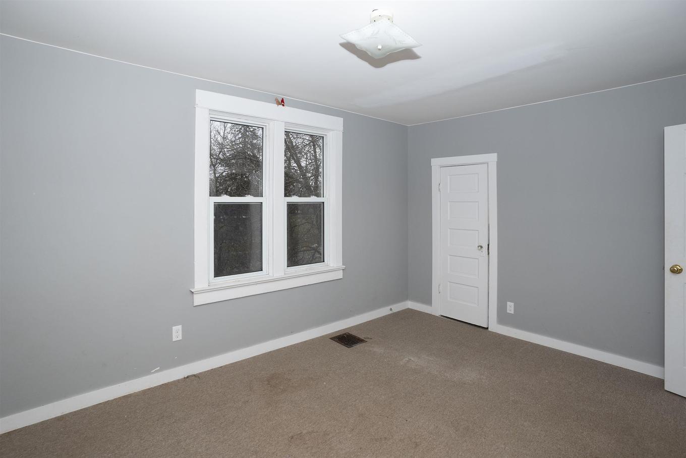 447 Vickers Street N, Thunder Bay, ON - Indoor Photo Showing Other Room