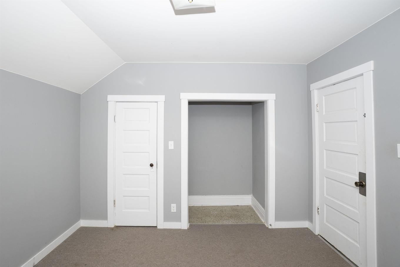 447 Vickers Street N, Thunder Bay, ON - Indoor Photo Showing Other Room