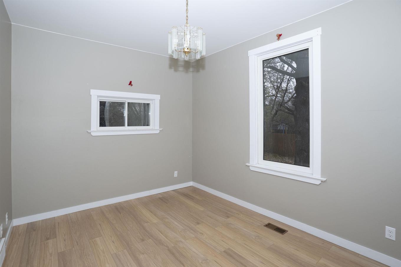 447 Vickers Street N, Thunder Bay, ON - Indoor Photo Showing Other Room