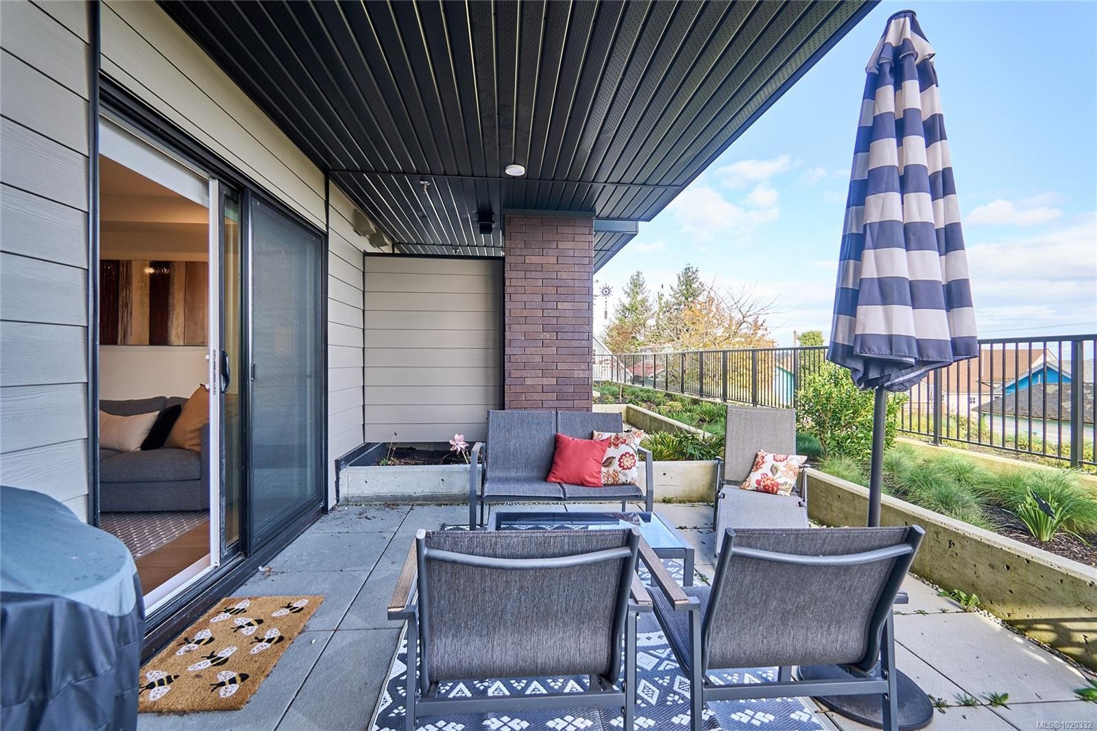 105-45 Haliburton St, Nanaimo, BC - Outdoor With Deck Patio Veranda With Exterior