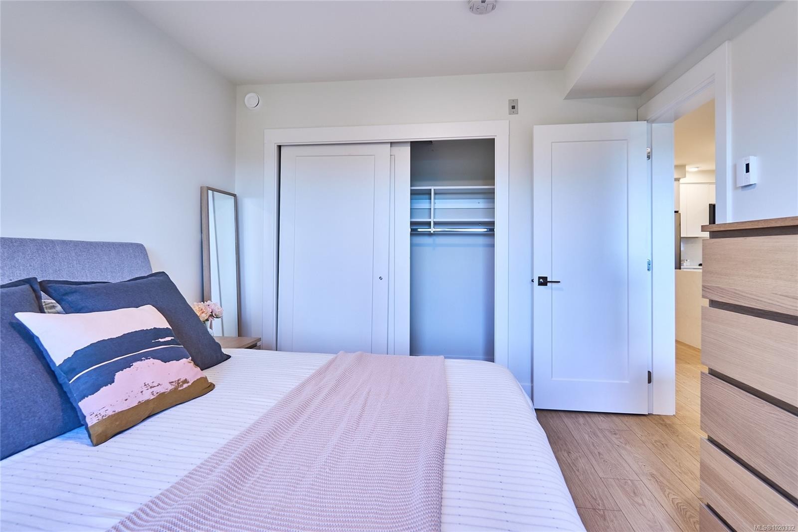 105-45 Haliburton St, Nanaimo, BC - Indoor Photo Showing Bedroom