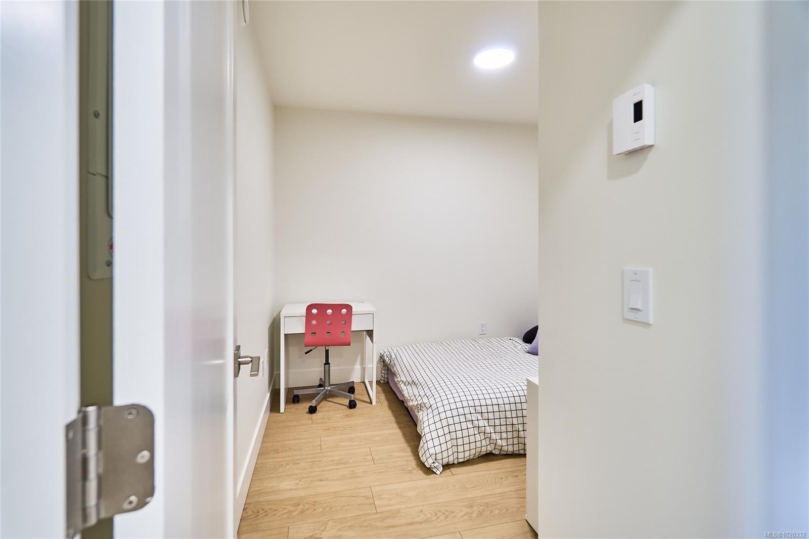 105-45 Haliburton St, Nanaimo, BC - Indoor Photo Showing Bedroom