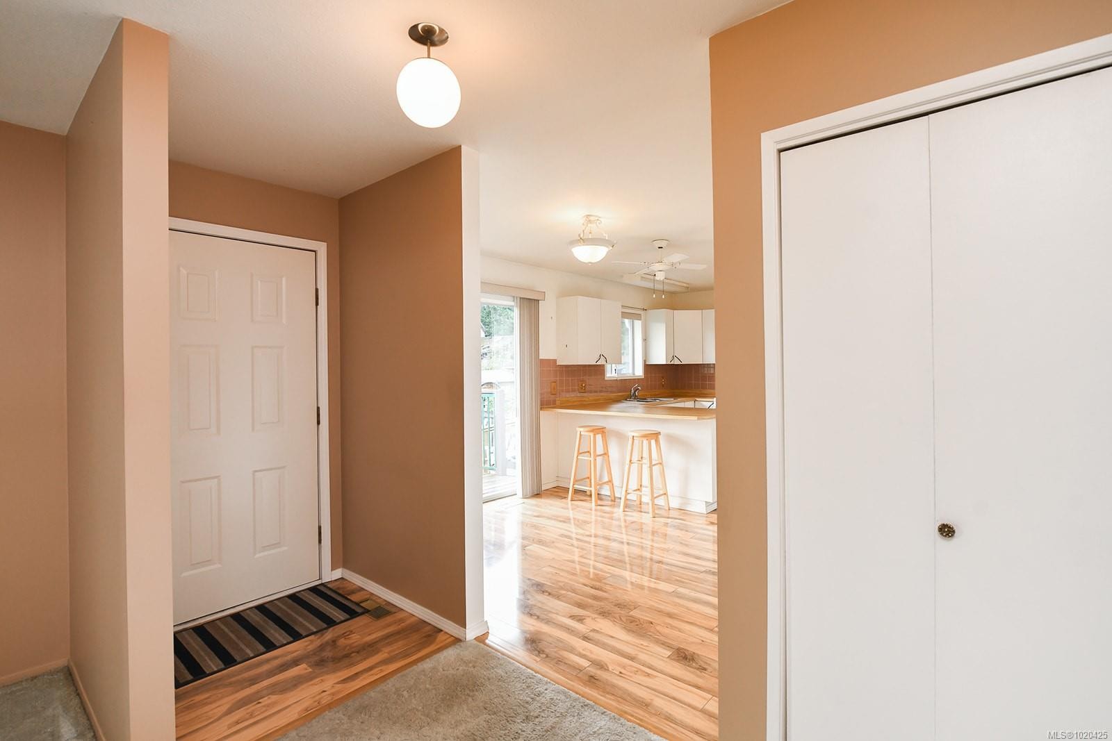 2771 Windermere Ave, Cumberland, BC