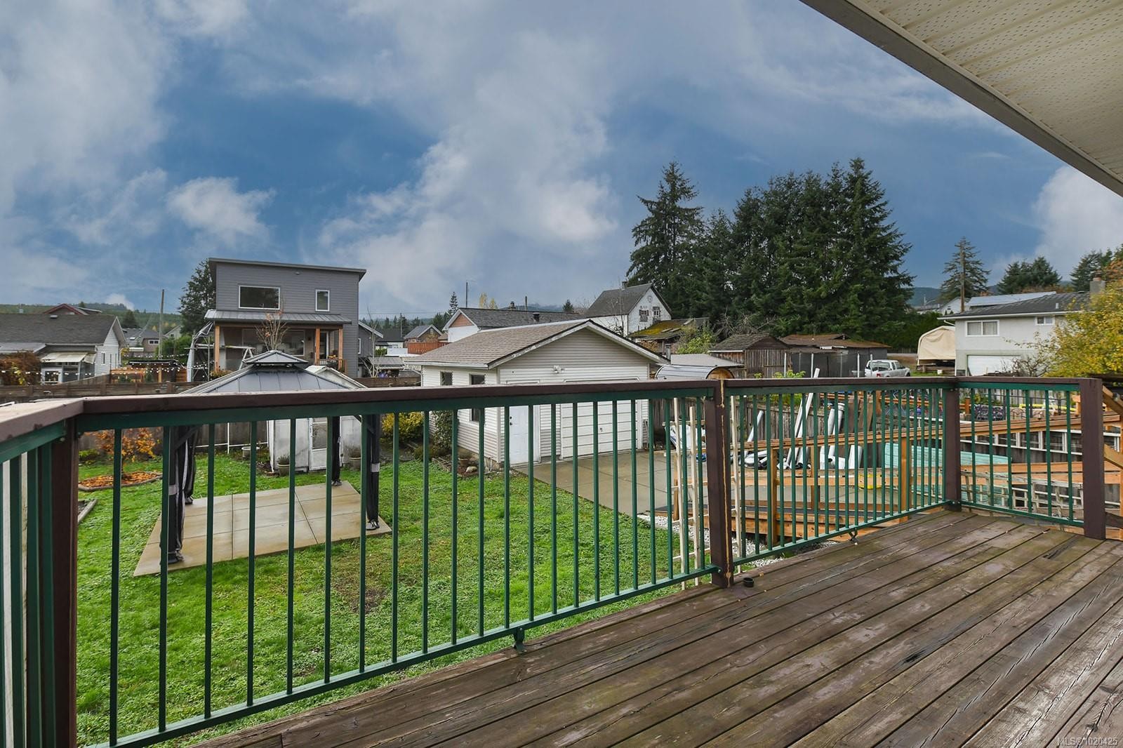 2771 Windermere Ave, Cumberland, BC