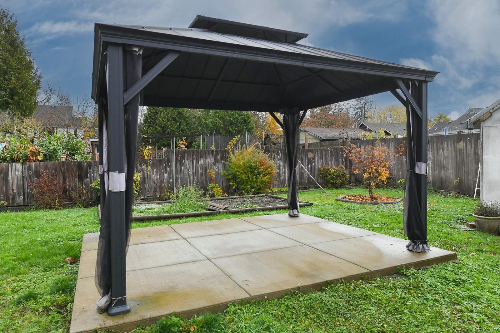 2771 Windermere Ave, Cumberland, BC