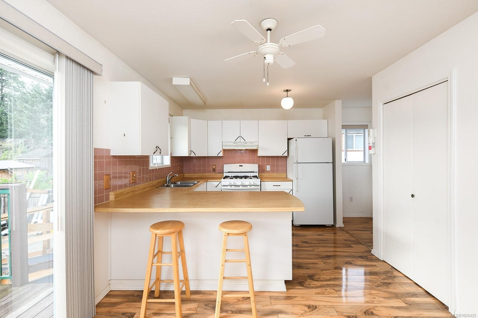 2771 Windermere Ave, Cumberland, BC