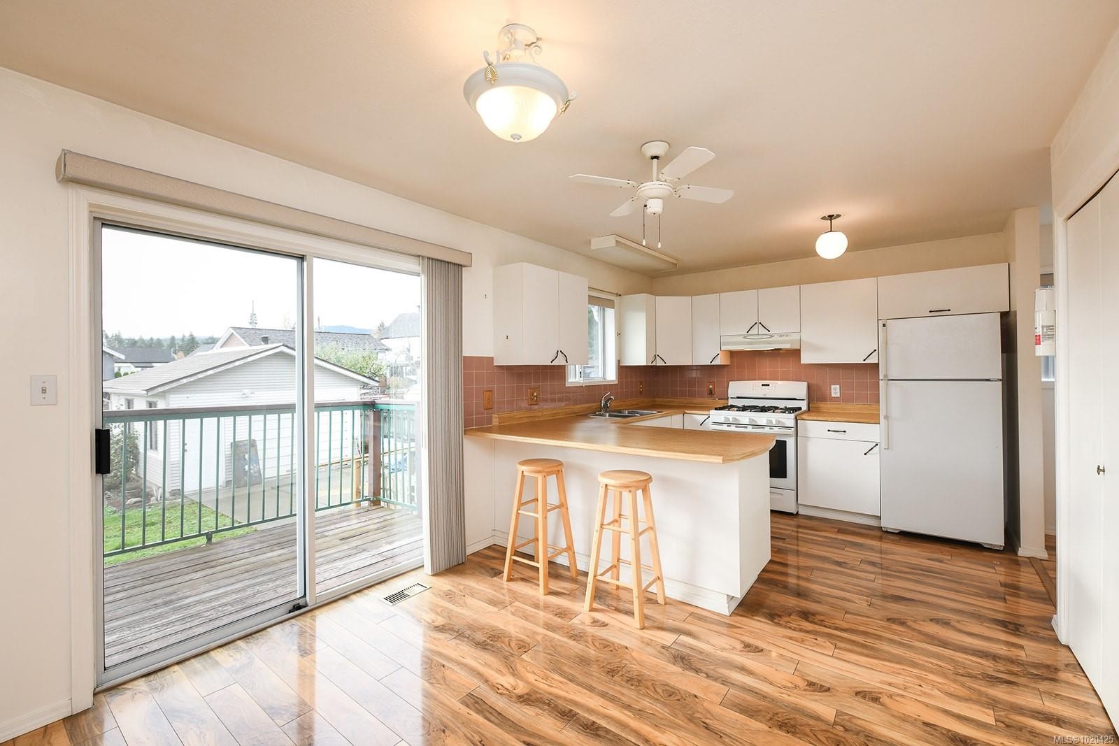 2771 Windermere Ave, Cumberland, BC