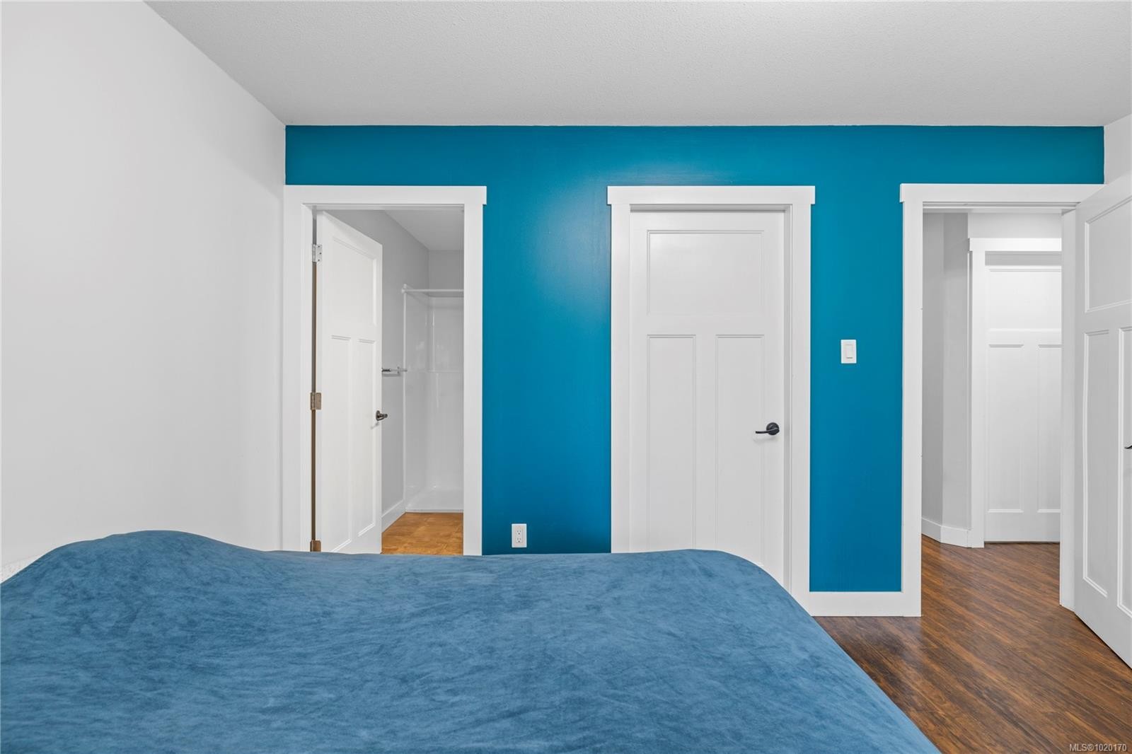 B-4730 Arrowsmith Rd, Port Alberni, BC - Indoor Photo Showing Bedroom