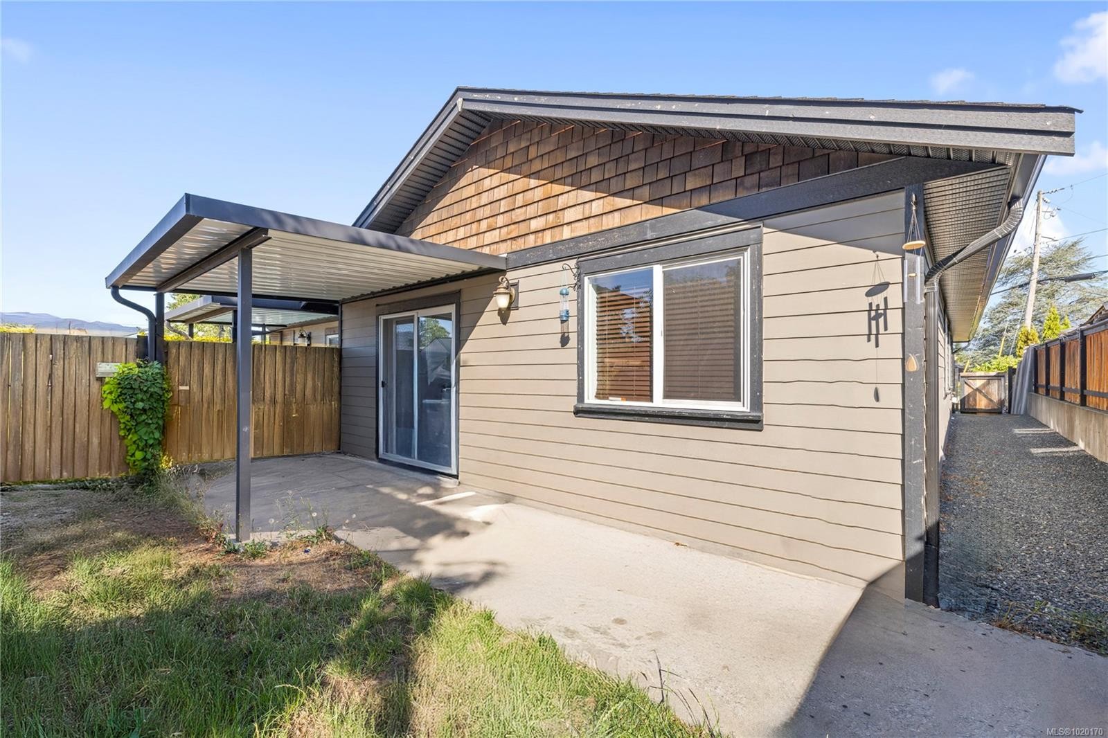 B-4730 Arrowsmith Rd, Port Alberni, BC - Outdoor With Exterior