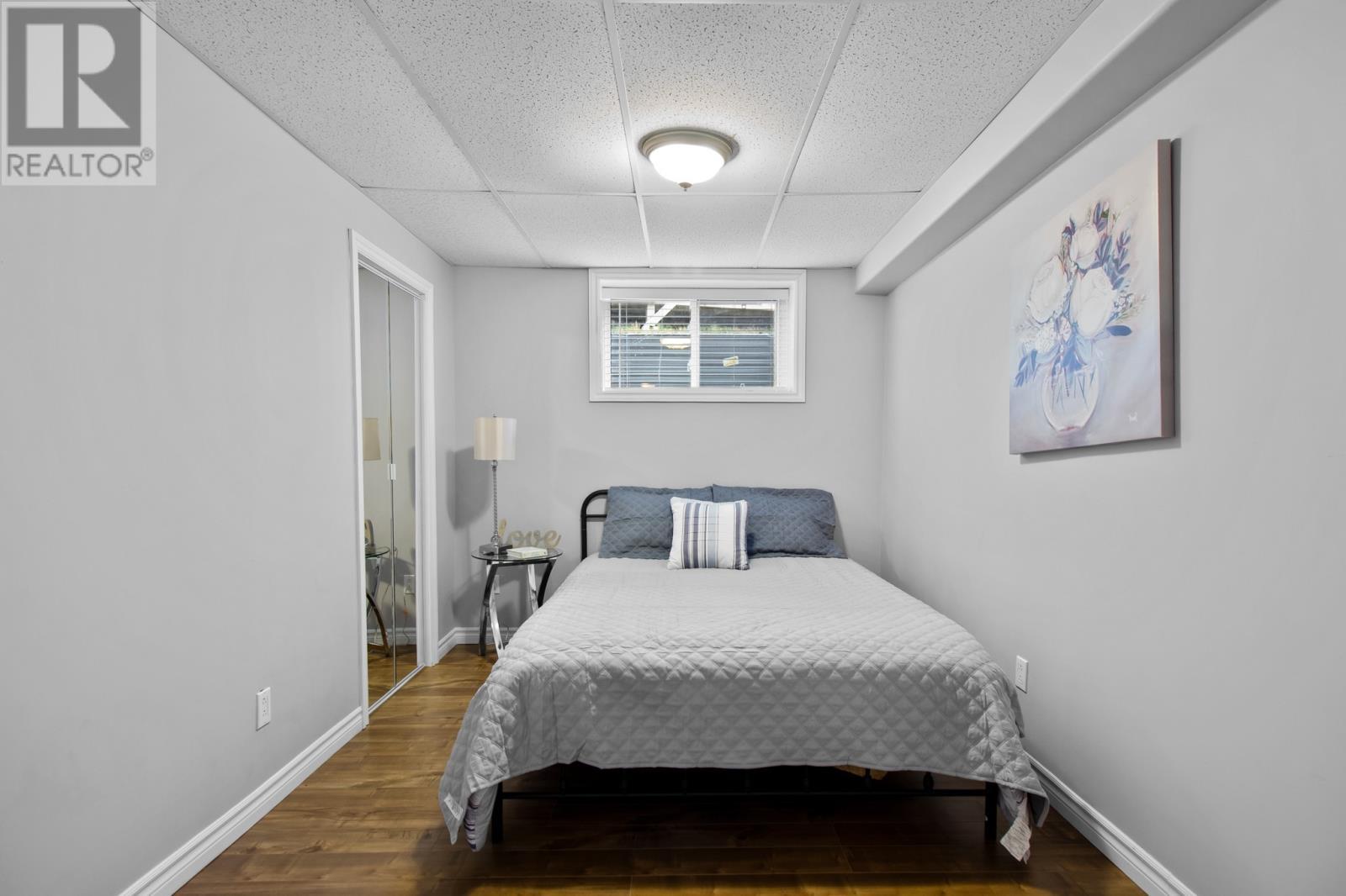 10 Sheppard Place, Paradise, NL - Indoor Photo Showing Bedroom