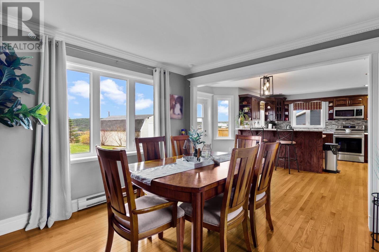 10 Sheppard Place, Paradise, NL - Indoor Photo Showing Dining Room