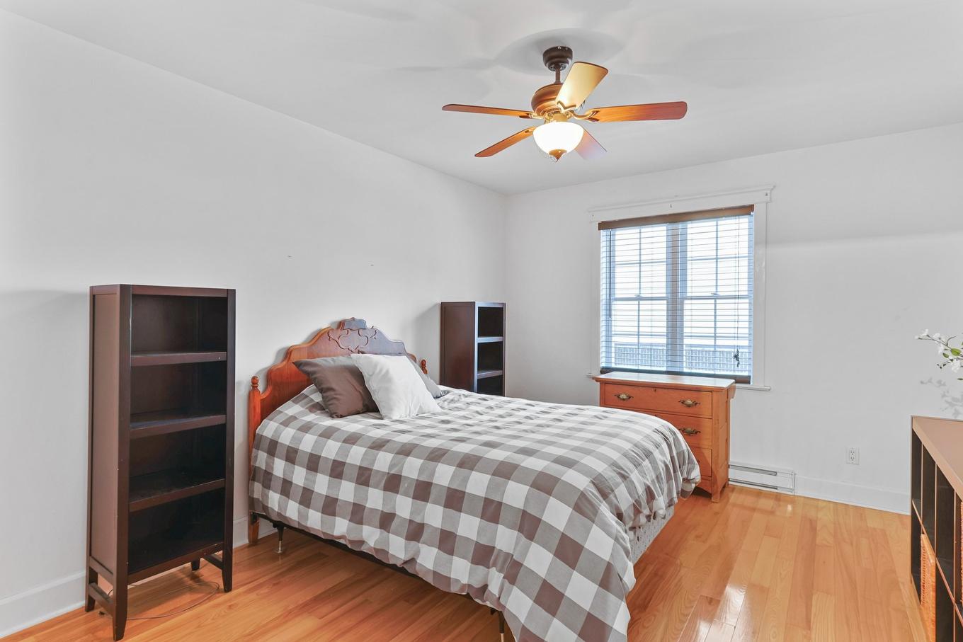 Chambre à coucher - 10 Rue Des Saules, Sainte-Martine, QC - Indoor Photo Showing Bedroom
