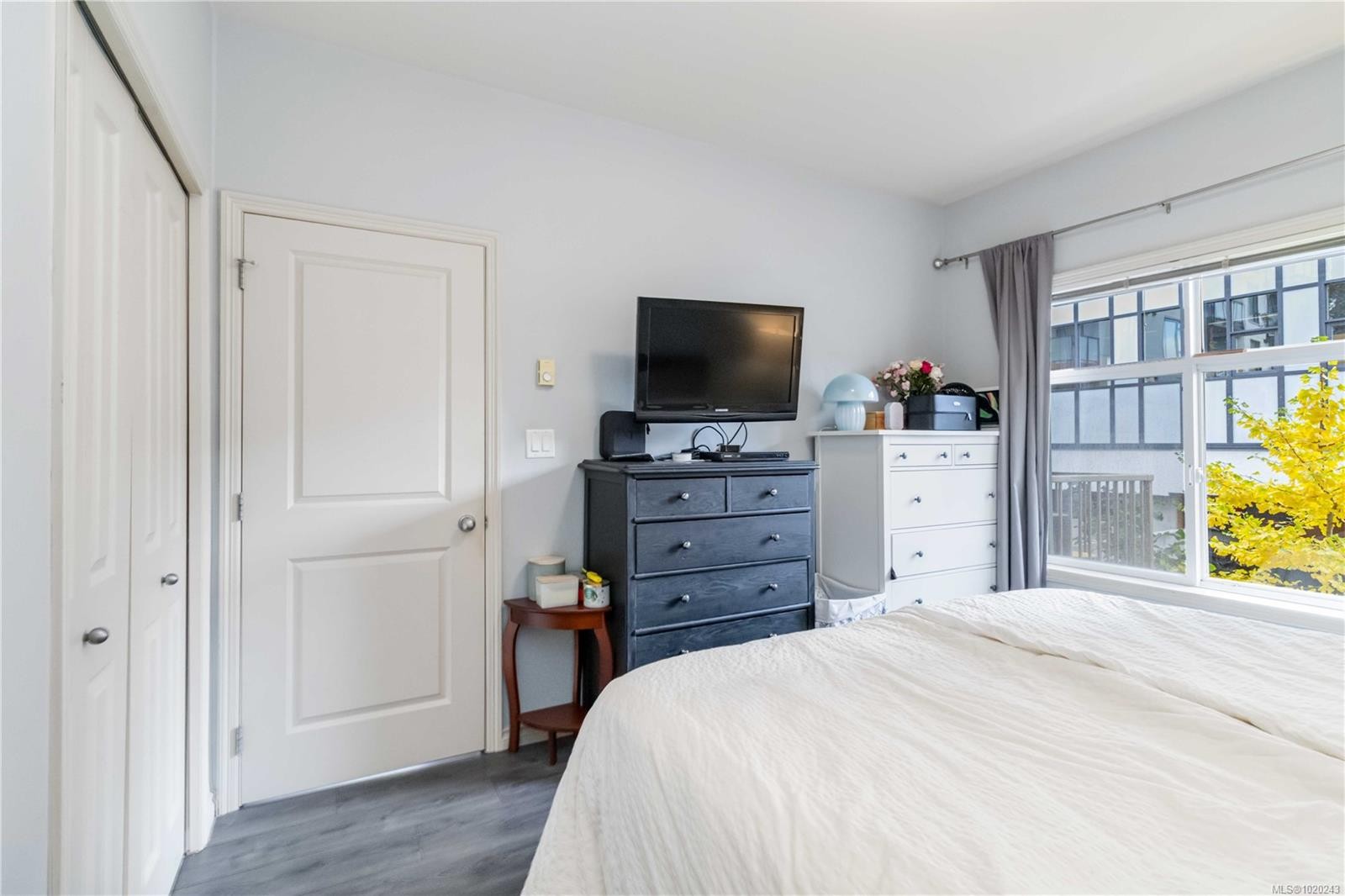 201-821 Goldstream Ave, Langford, BC - Indoor Photo Showing Bedroom