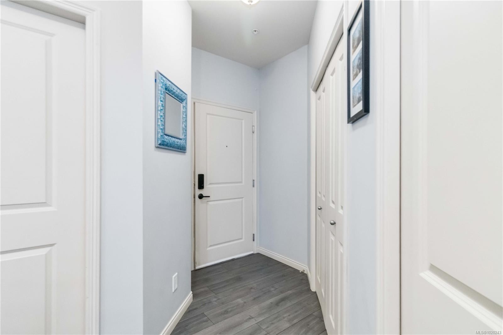 201-821 Goldstream Ave, Langford, BC - Indoor Photo Showing Other Room