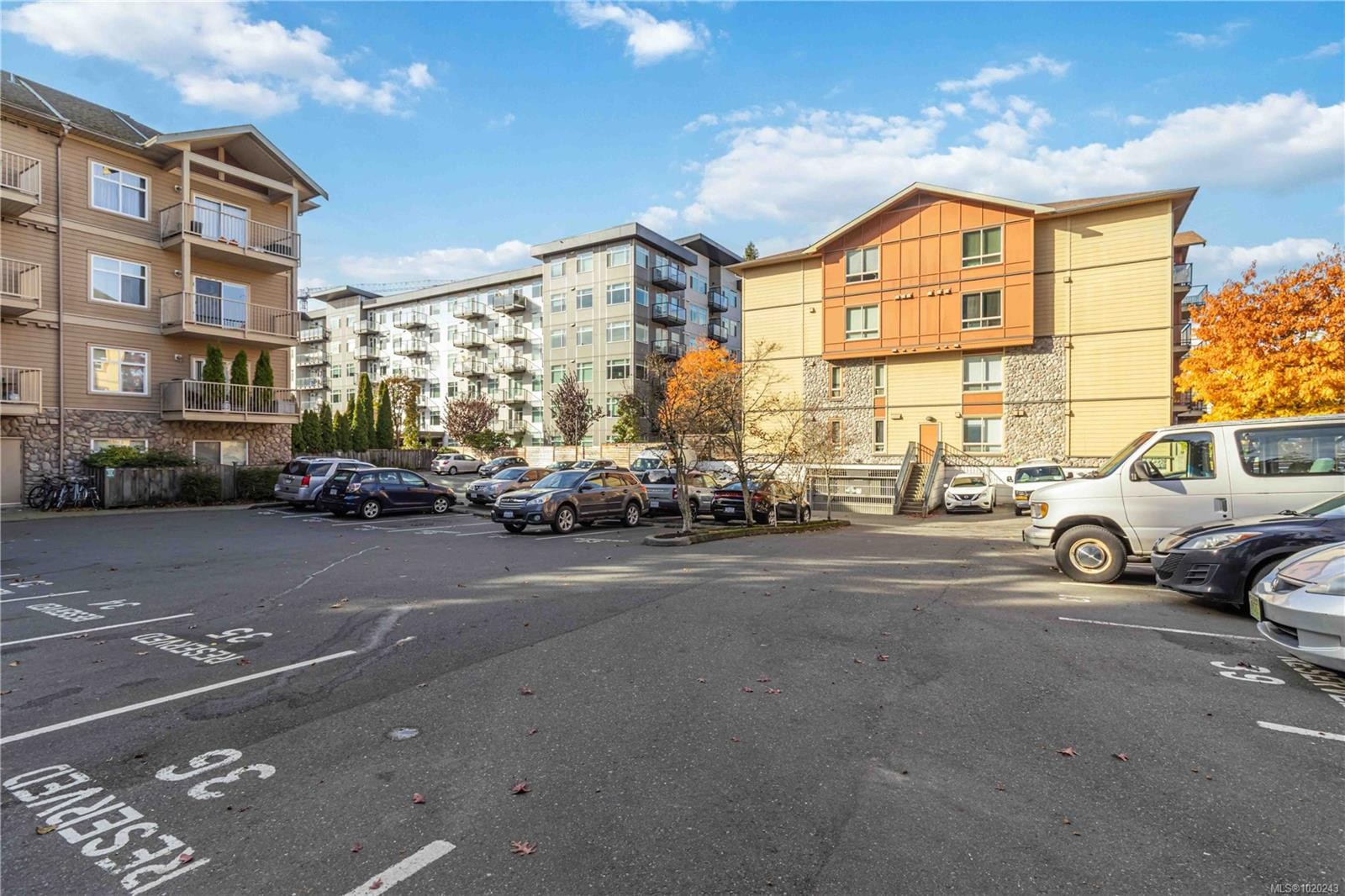 201-821 Goldstream Ave, Langford, BC - Outdoor With Facade