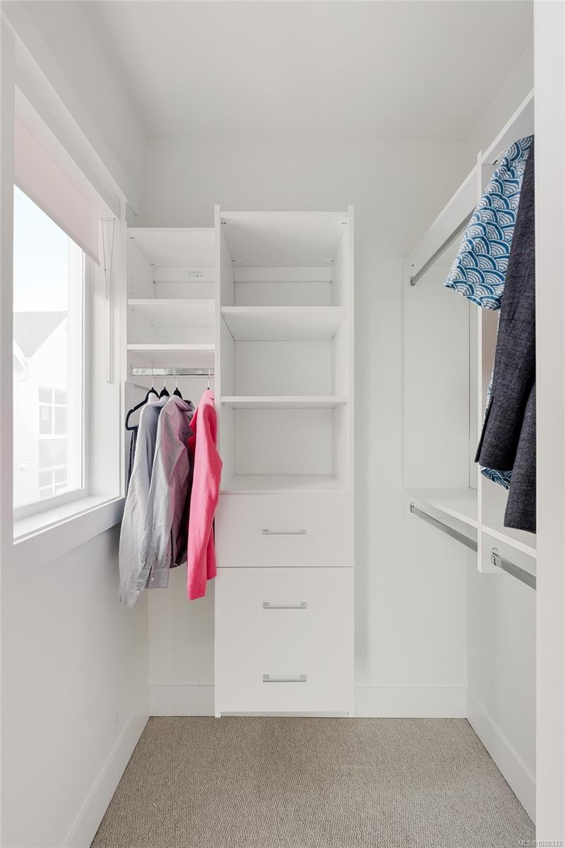 15-2536 Shelbourne St, Victoria, BC