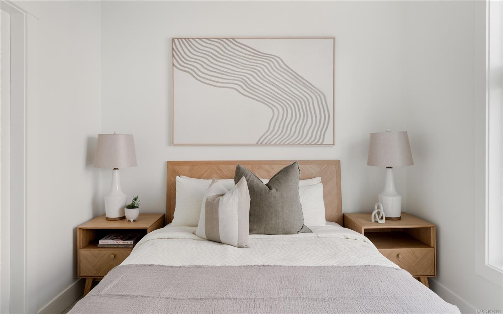 8-2536 Shelbourne St, Victoria, BC