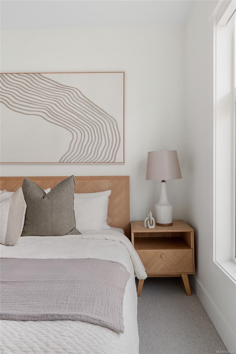 8-2536 Shelbourne St, Victoria, BC