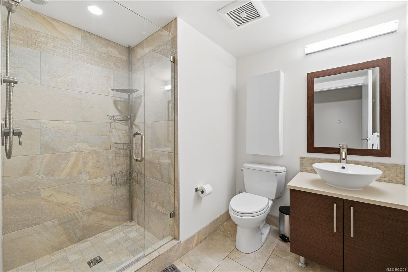 4-2830 Irma St, Victoria, BC