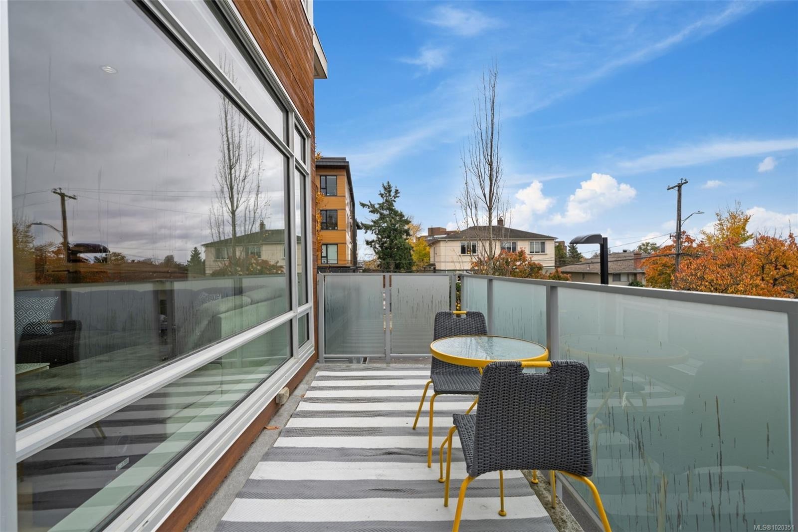 4-2830 Irma St, Victoria, BC