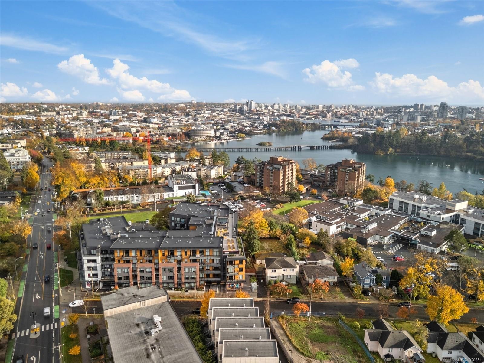 4-2830 Irma St, Victoria, BC