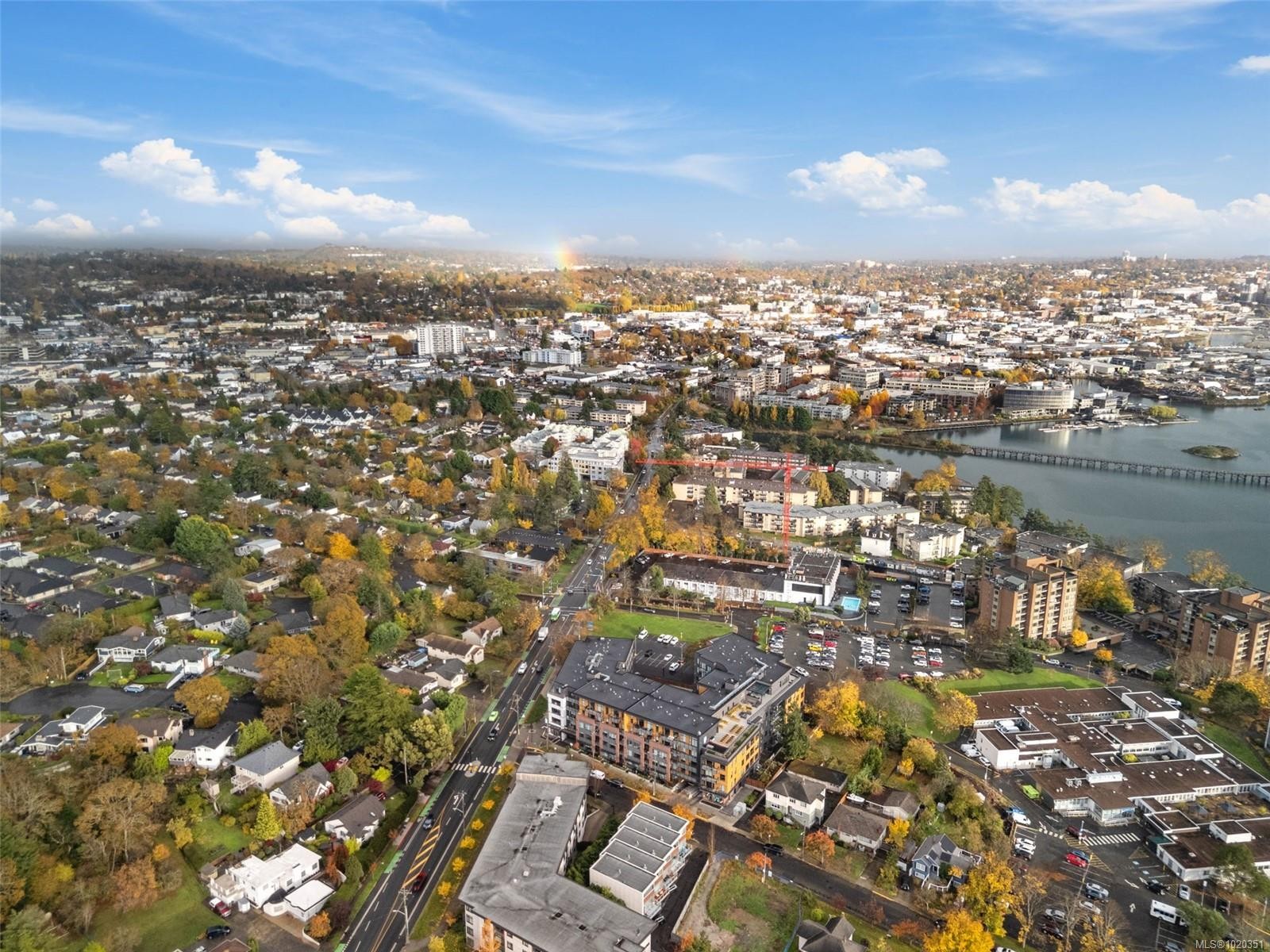 4-2830 Irma St, Victoria, BC