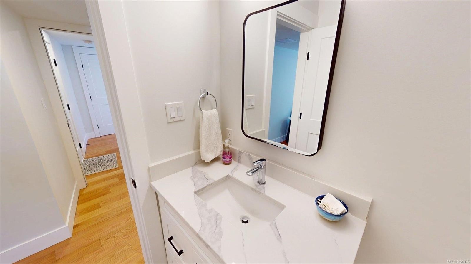 103-1217 Manzanita Pl, Nanaimo, BC