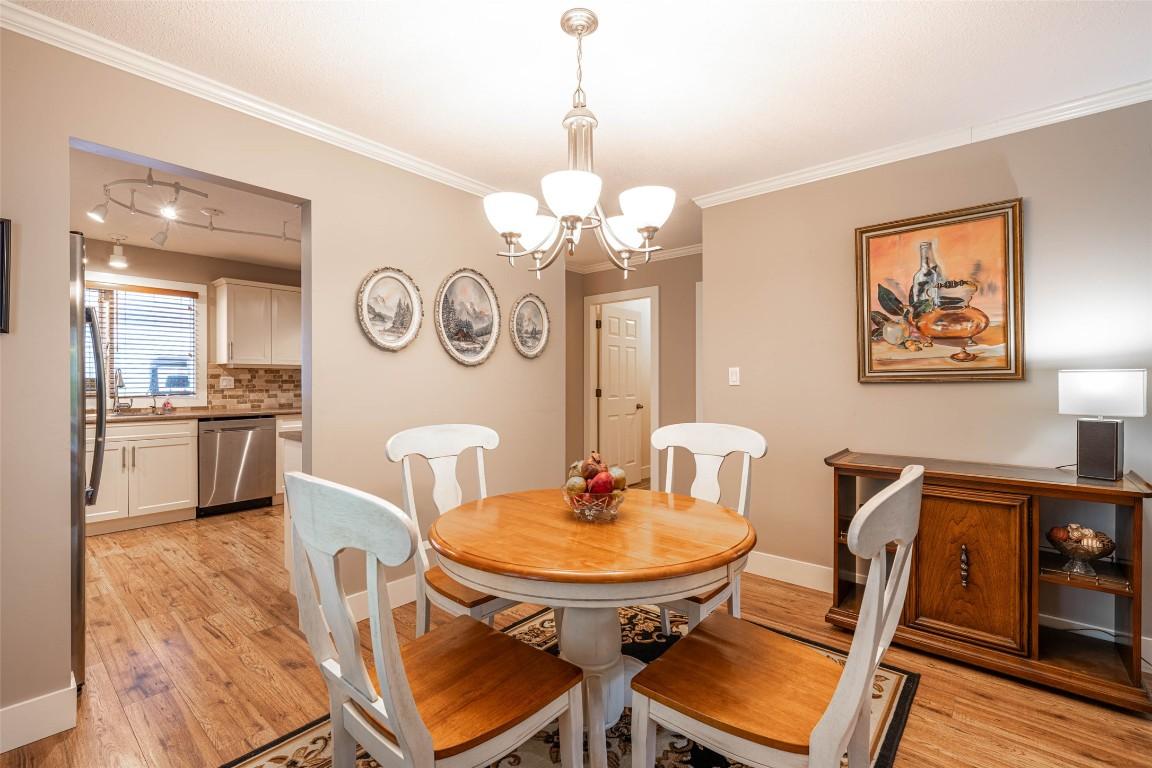 14-2180 Fletcher Street, Armstrong, BC - Indoor Photo Showing Dining Room