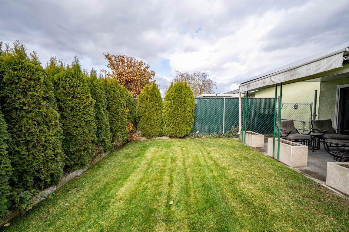 14-2180 Fletcher Street, Armstrong, BC - Outdoor