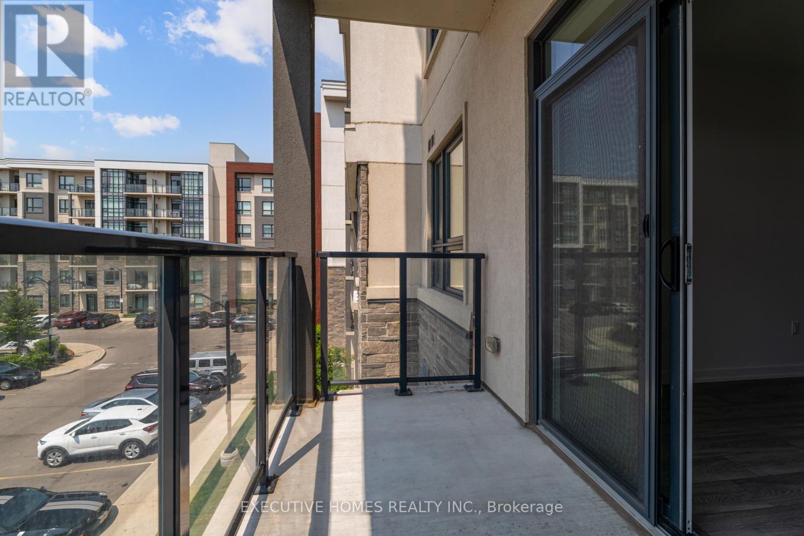 327 - 101 Shoreview Place, Hamilton, ON - Outdoor With Balcony