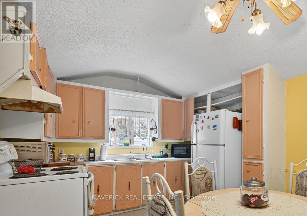 7982 Railroad Line, Brooke-Alvinston (Brooke Alvinston), ON - Indoor