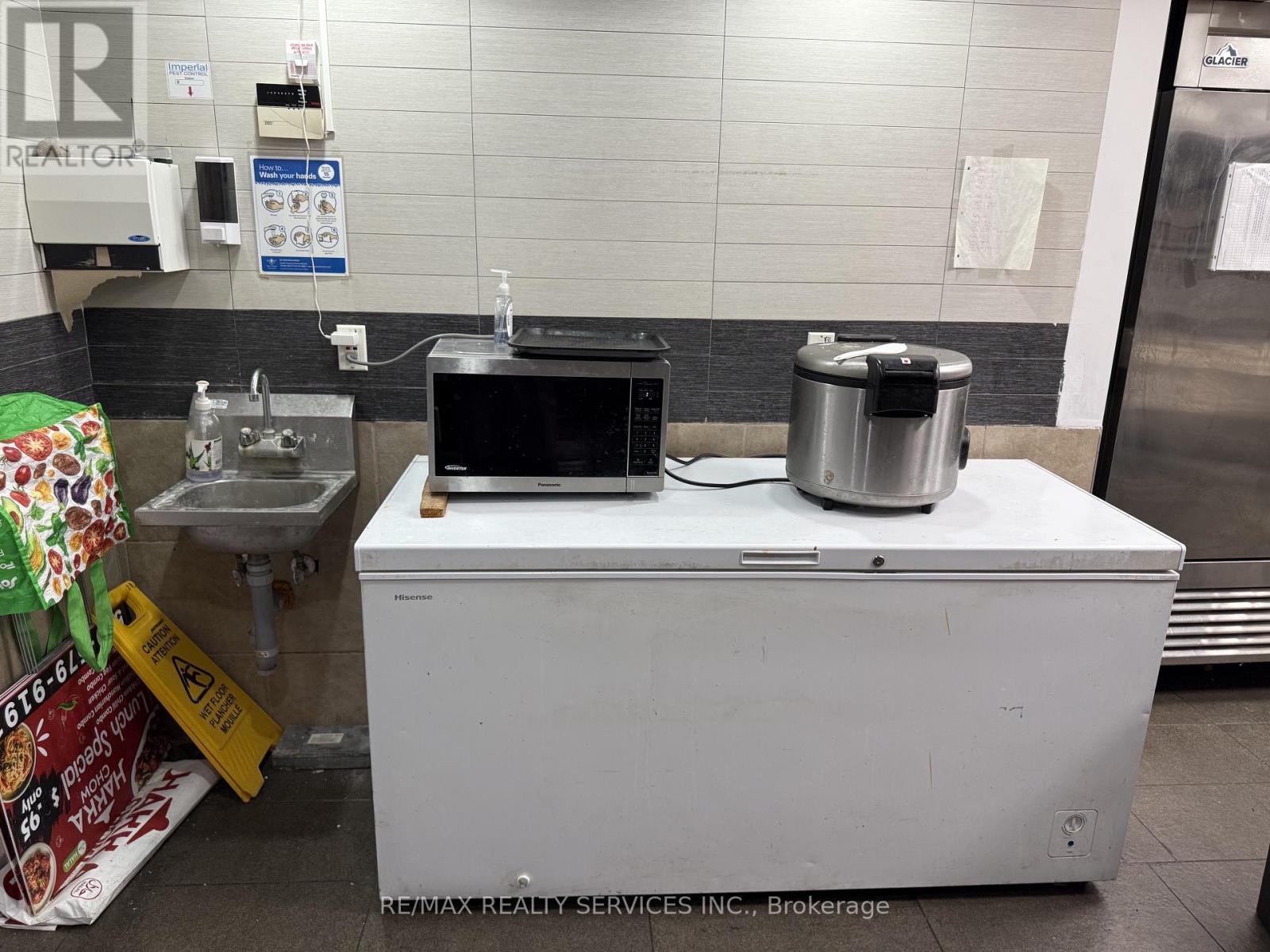 325 Max Becker Drive, Kitchener, ON