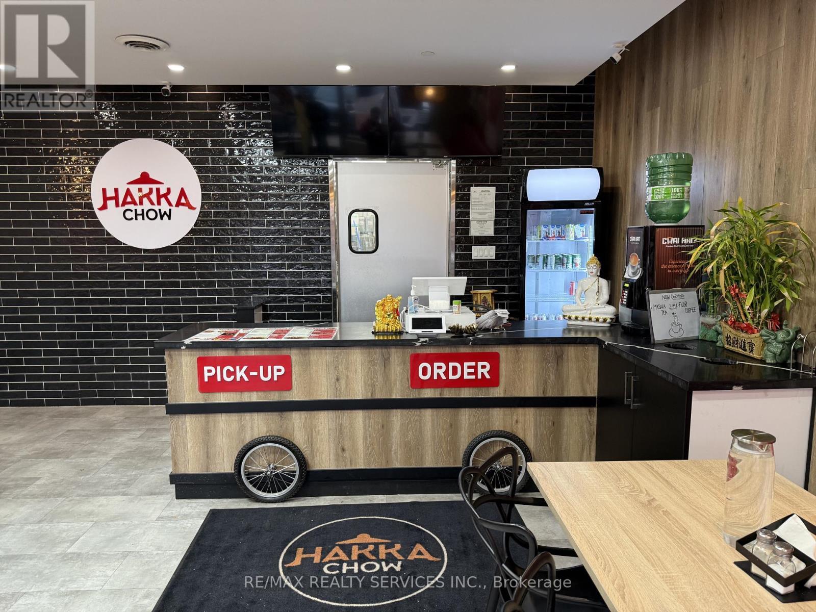 325 Max Becker Drive, Kitchener, ON