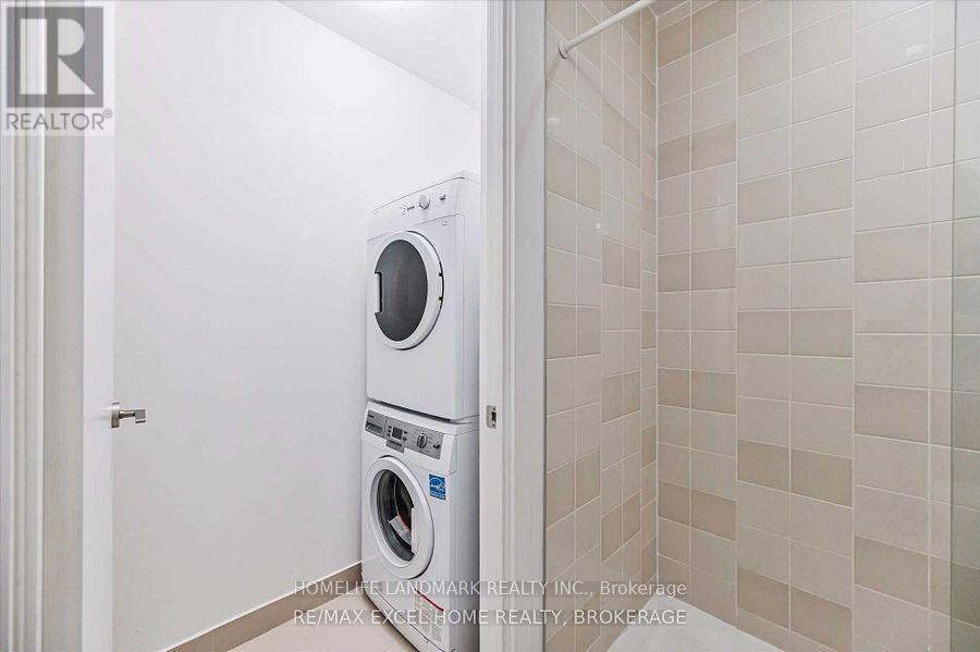 Ps02 - 52 Forest Manor Road, Toronto, ON - Indoor Photo Showing Laundry Room