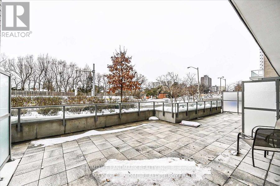 Ps02 - 52 Forest Manor Road, Toronto, ON - Outdoor