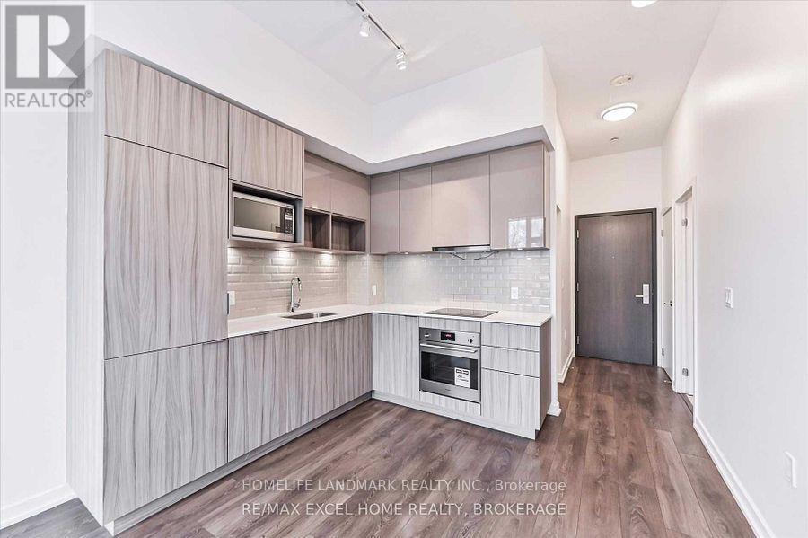 Ps02 - 52 Forest Manor Road, Toronto, ON - Indoor Photo Showing Kitchen With Upgraded Kitchen