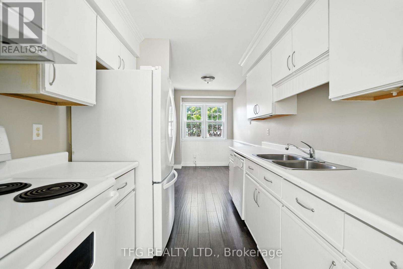 165 Sutherland Crescent, Cobourg, ON - Indoor Photo Showing Kitchen With Double Sink