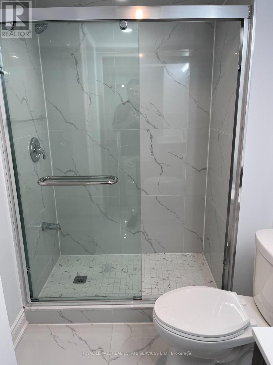 Lower - 1105 Field Drive, Milton, ON - Indoor Photo Showing Bathroom