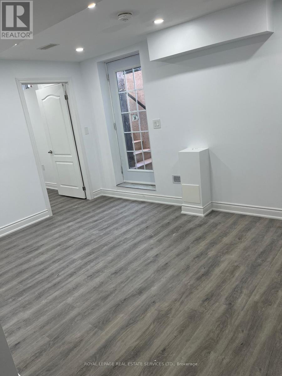 Lower - 1105 Field Drive, Milton, ON - Indoor Photo Showing Other Room