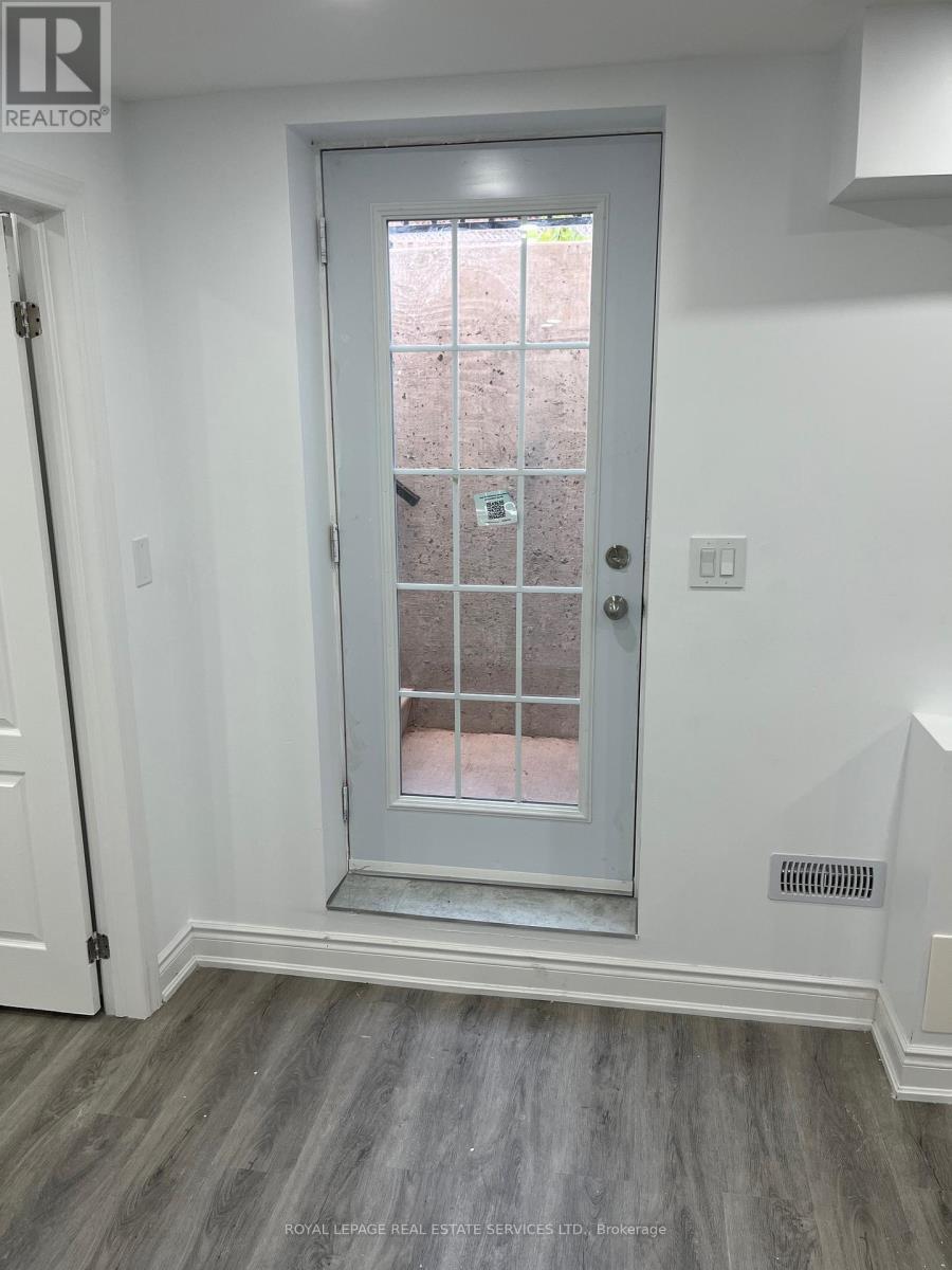 Lower - 1105 Field Drive, Milton, ON - Indoor Photo Showing Other Room