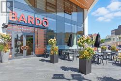 Bardo on the ground level -