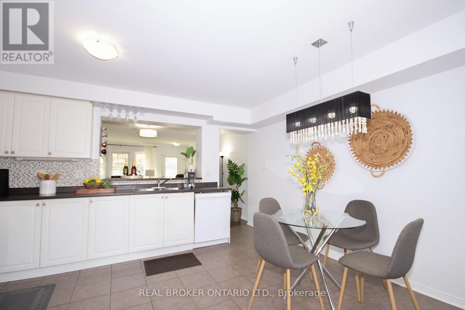 9 - 3200 Bentley Drive, Mississauga, ON - Indoor